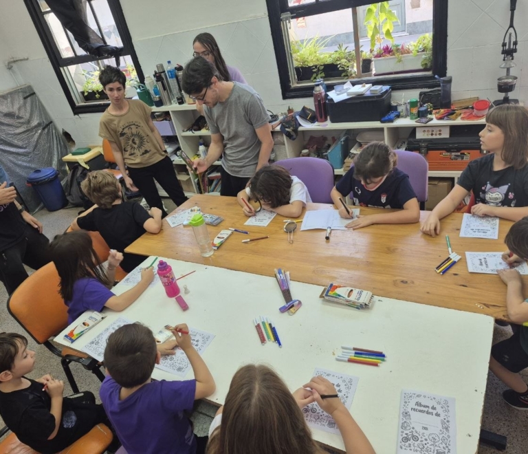 ¿Tiene memoria la IA? Una mañana en Mini LAIA